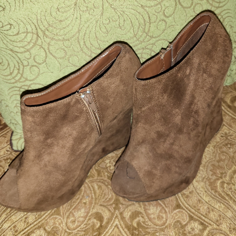 Wedge Shoes